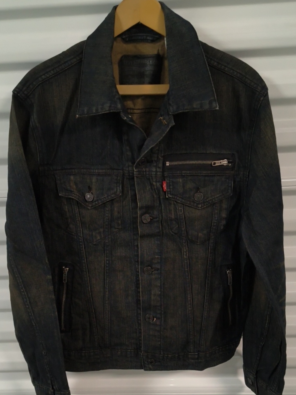 Levi's Men's Button Front Cotton Denim Trucker Jean Jacket Blue Black Medium